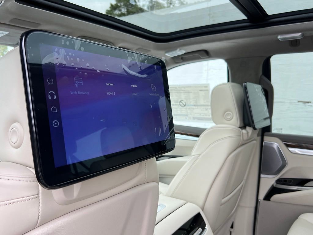New 2026 Cadillac Escalade Platinum Luxury AWD/4WD image 19