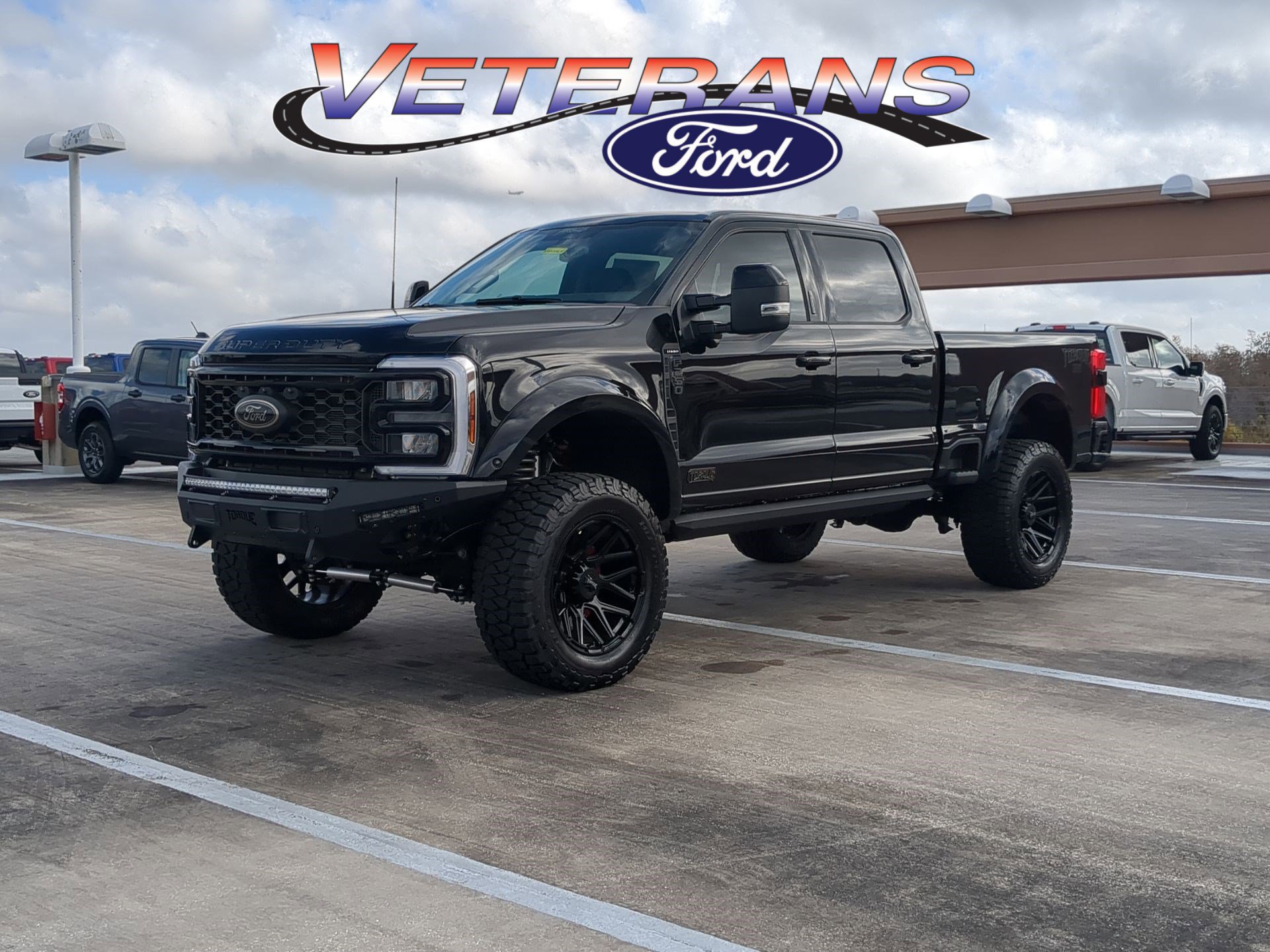 New 2026 Ford F250 Lariat w/ Black Appearance Package image 1