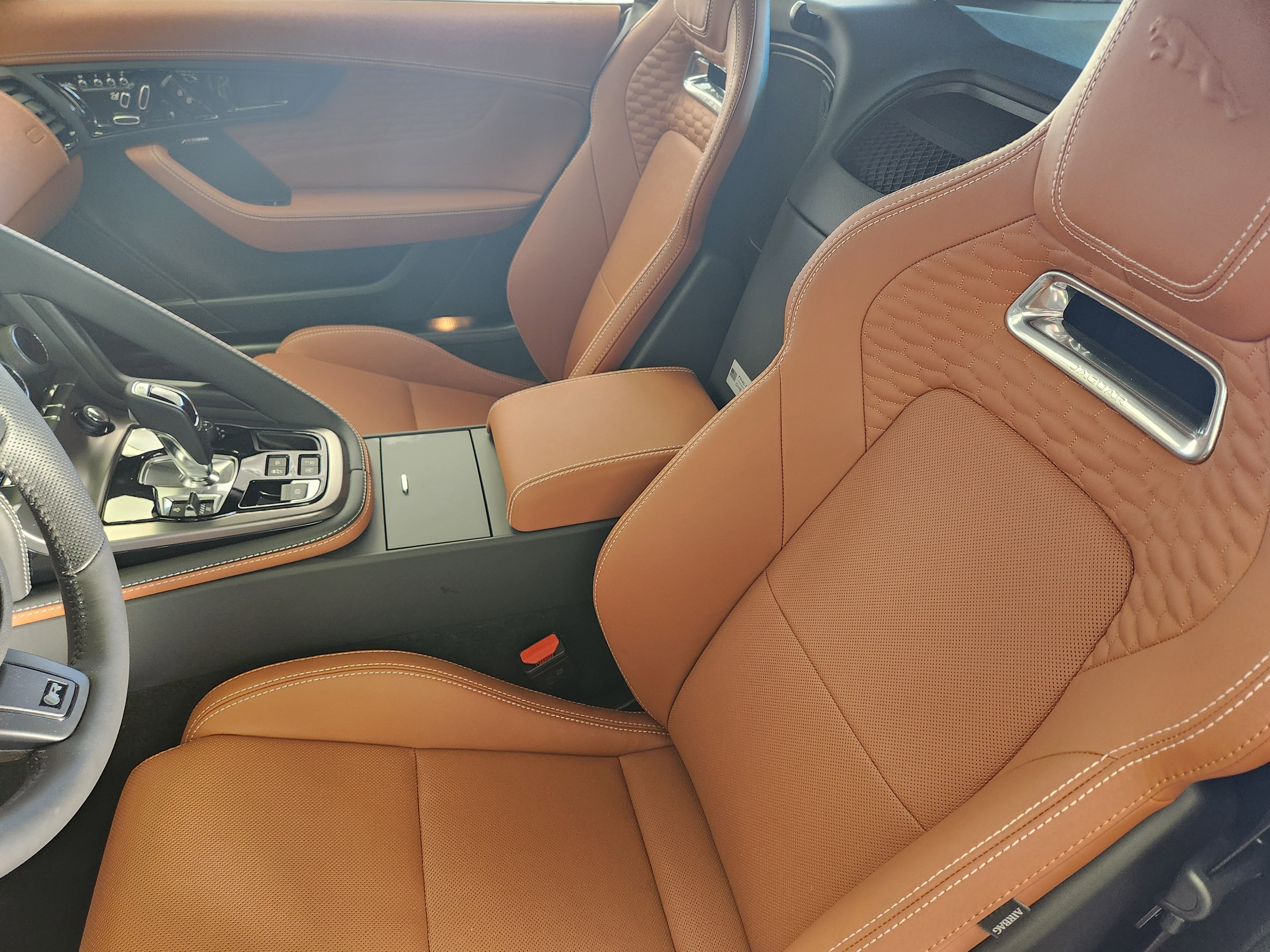 New 2024 Jaguar F-TYPE R image 19