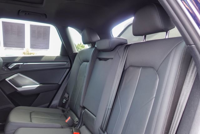 Used 2020 Audi Q3 2.0T Premium Plus w/ Premium Plus Package AWD/4WD image 24