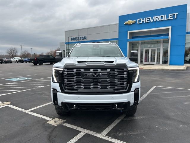 New 2026 GMC Sierra 2500 Denali Ultimate w/ Max Trailering Package image 9