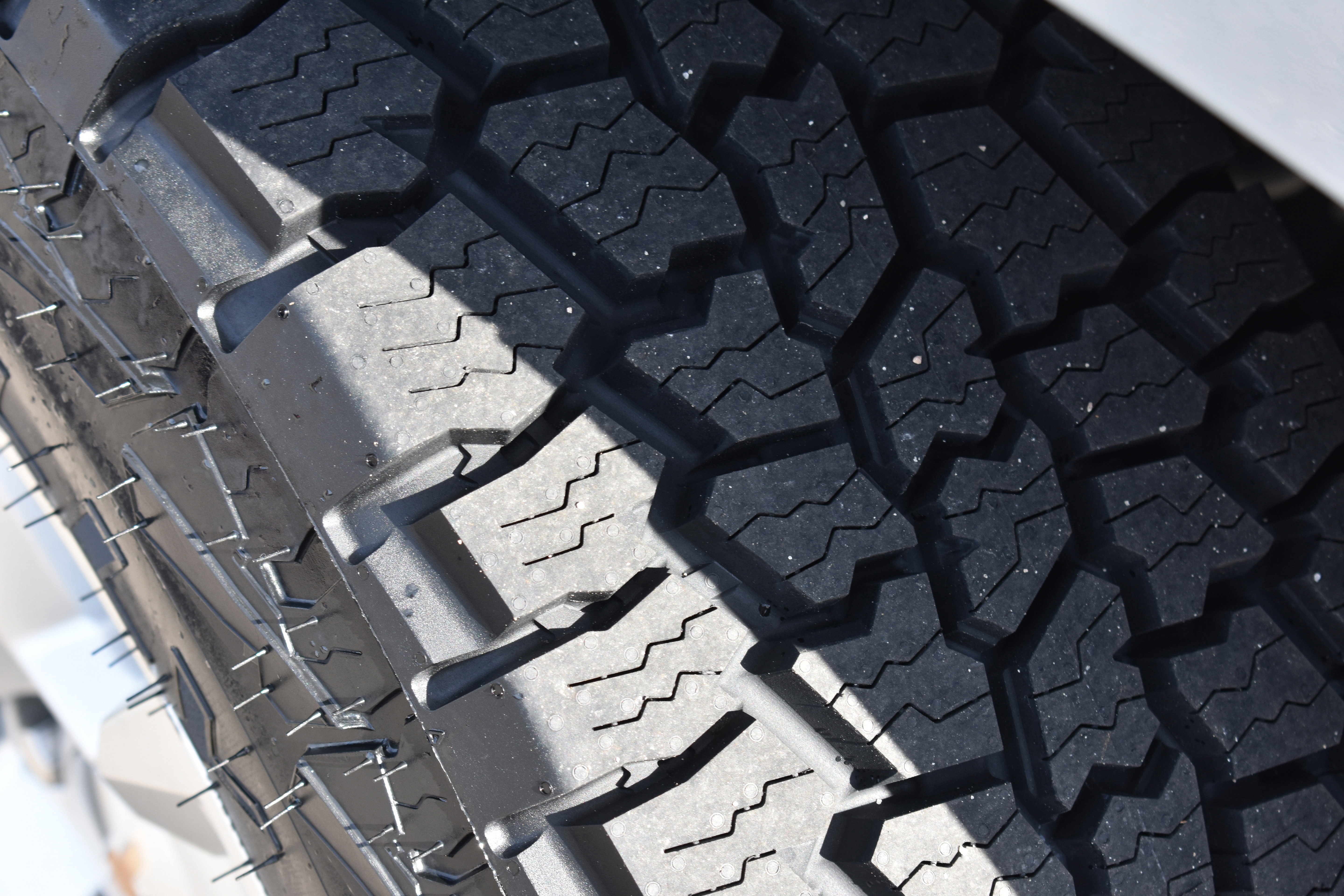 Used 2024 Chevrolet Silverado 1500 LT w/ Z71 Off-Road Package image 11