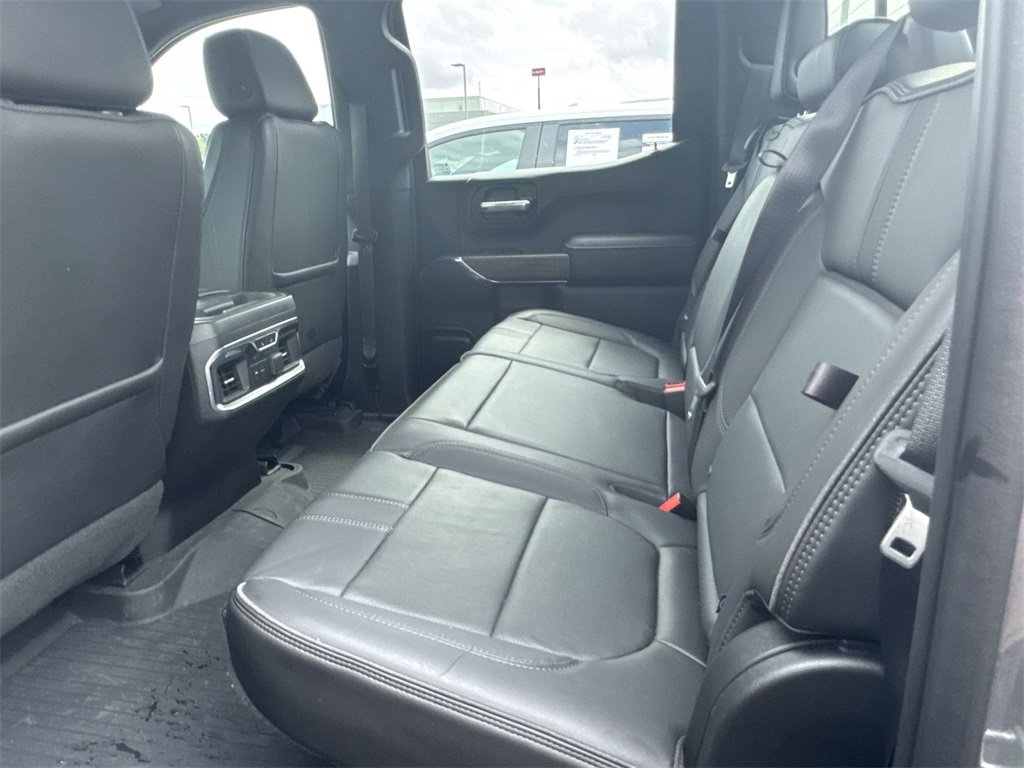 Used 2021 Chevrolet Silverado 1500 High Country image 29