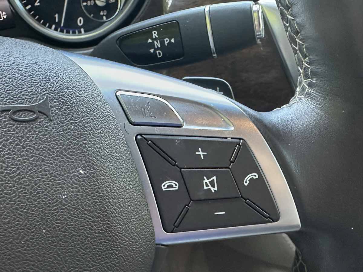 Used 2014 Mercedes-Benz ML 350 4MATIC w/ Premium 1 Package image 25
