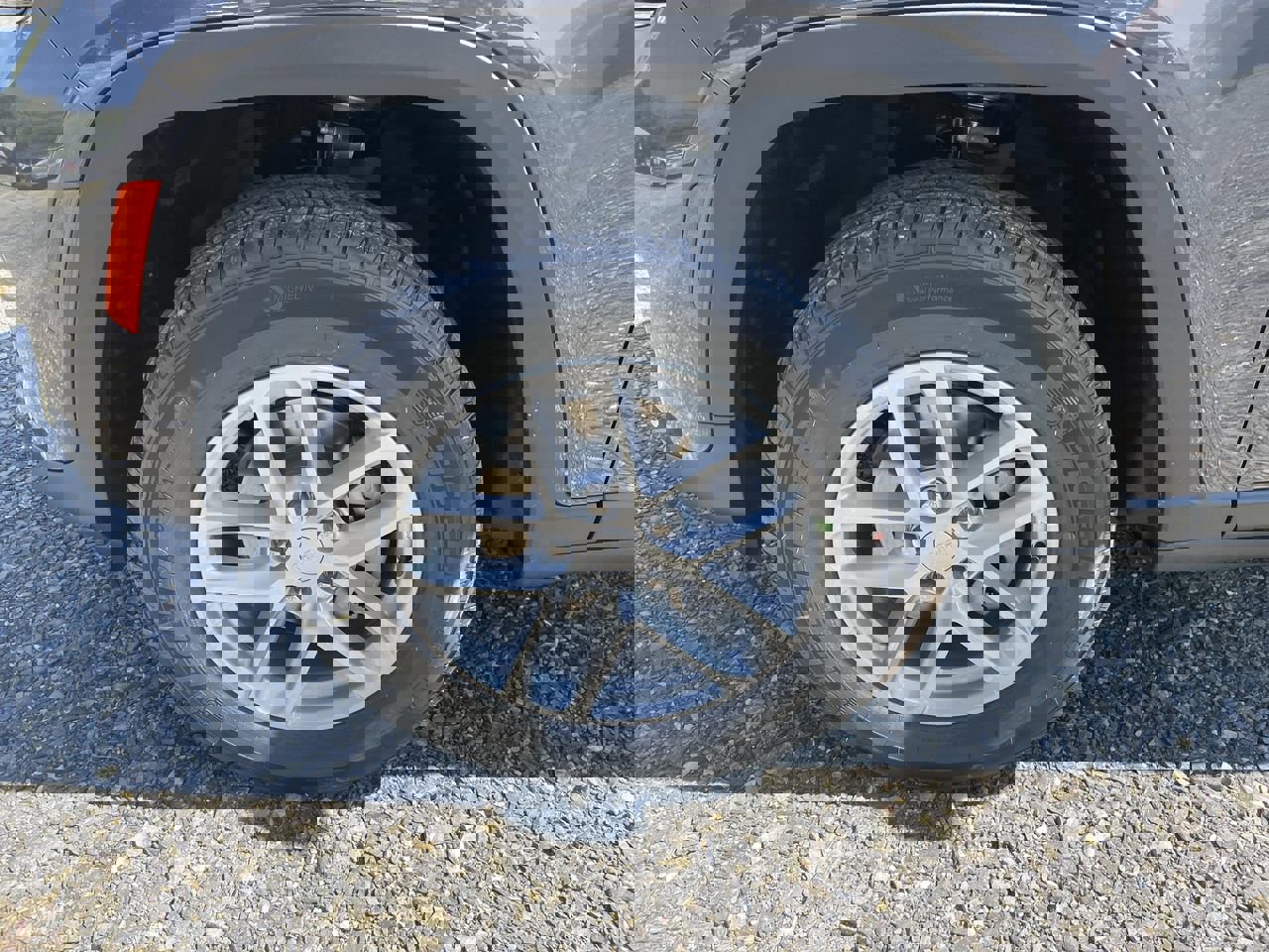 New 2025 Jeep Grand Cherokee Laredo X image 26