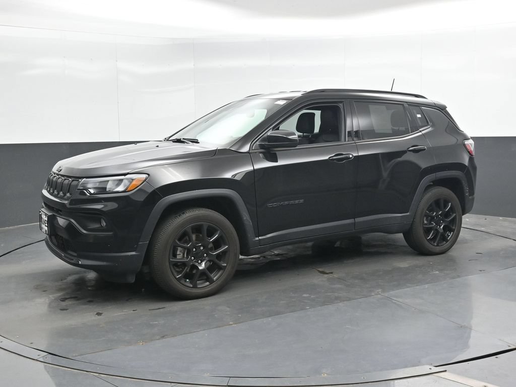Used 2022 Jeep Compass Latitude w/ Convenience Group AWD/4WD image 8