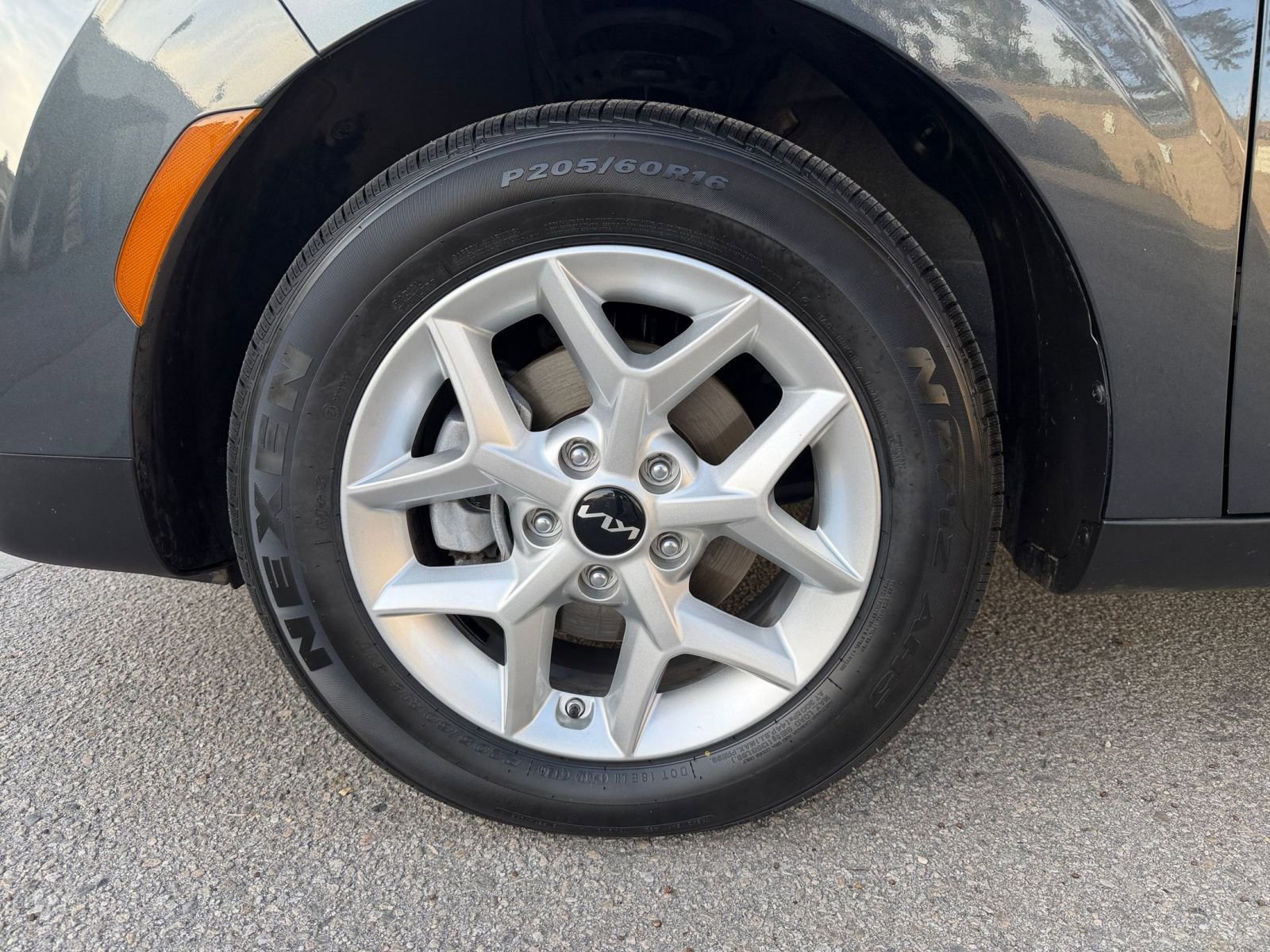 Used 2025 Kia Soul LX w/ LX Technology Package image 28