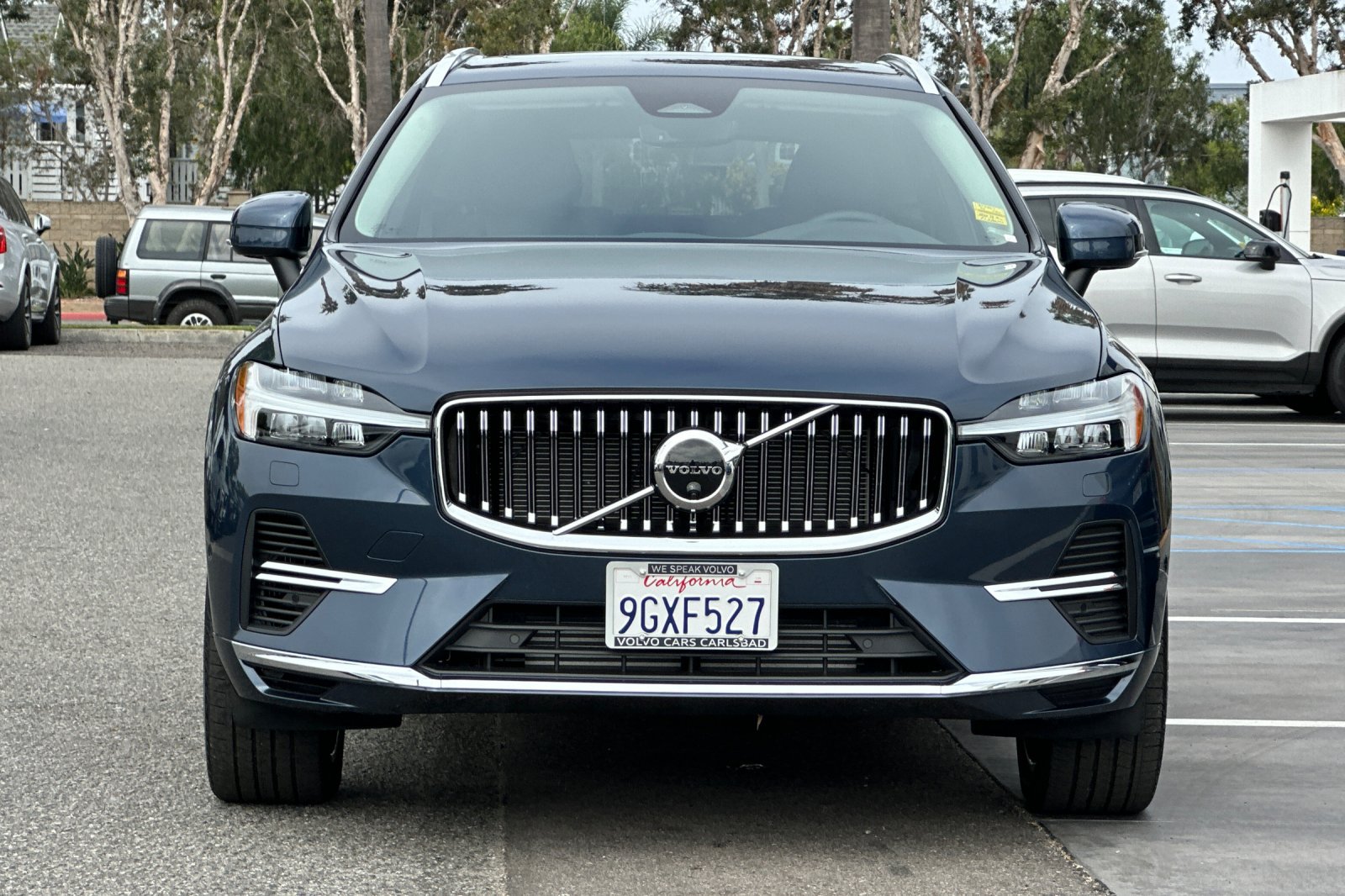 Certified 2023 Volvo XC60 T8 Plus w/ Protection Package Premier AWD/4WD image 9