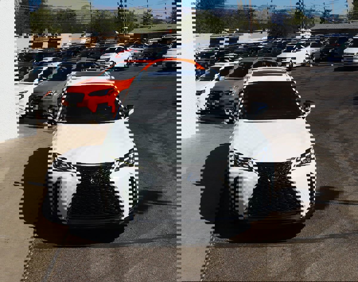 Used 2019 Lexus UX 200 F Sport w/ F Sport Premium Package image 15