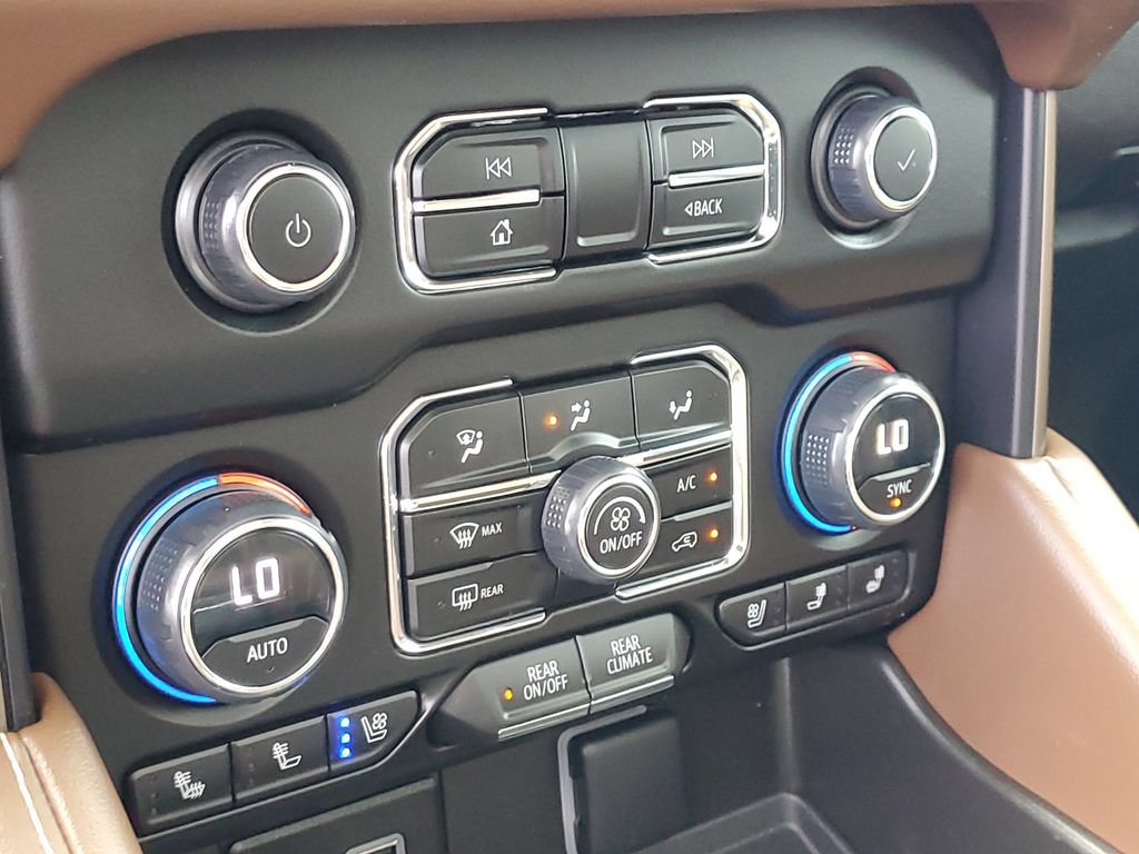 Used 2023 Chevrolet Tahoe High Country RWD image 20