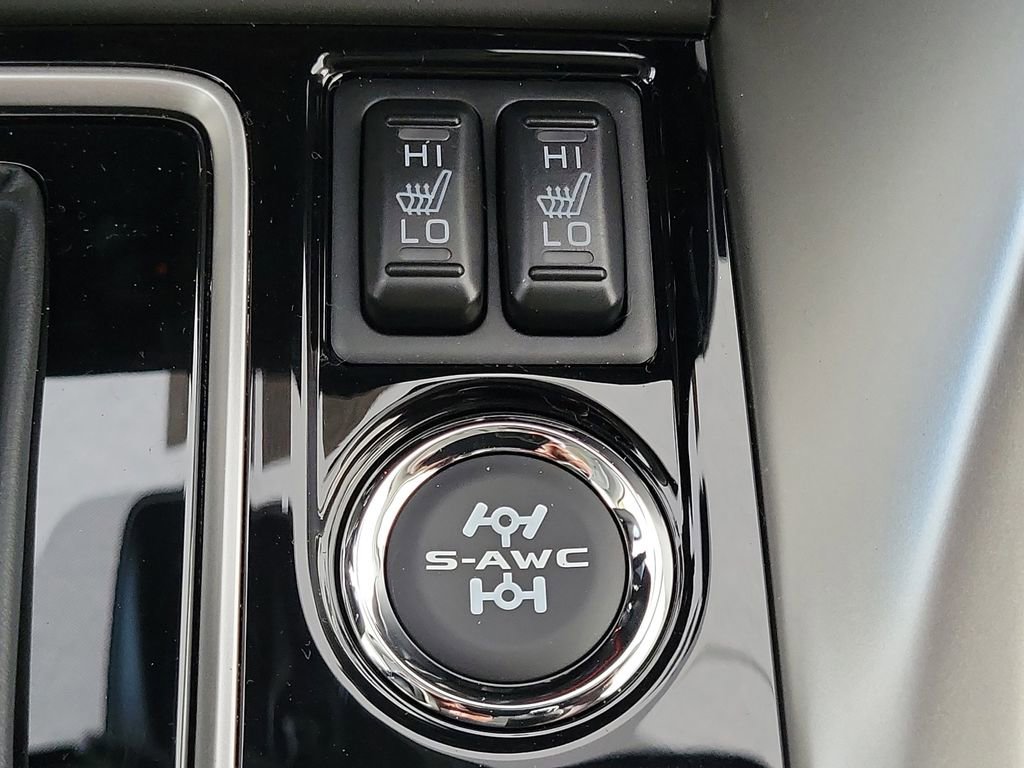 New 2026 Mitsubishi Eclipse Cross LE AWD/4WD image 8