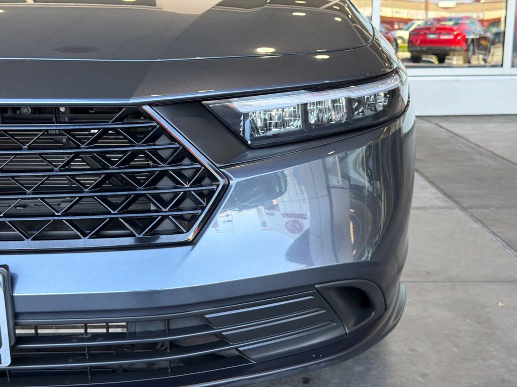Used 2025 Honda Accord LX image 5