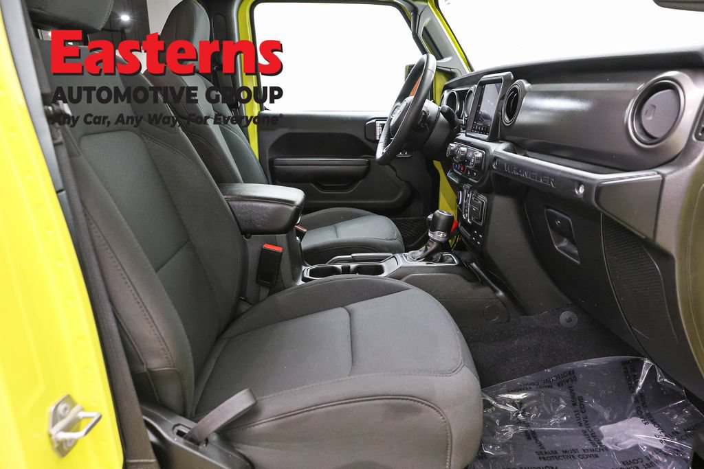 Used 2023 Jeep Wrangler Unlimited AWD/4WD image 24