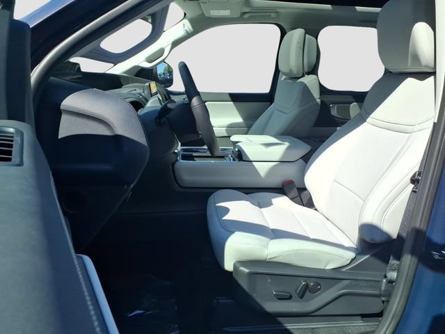 New 2027 Ford Expedition Platinum AWD/4WD image 6