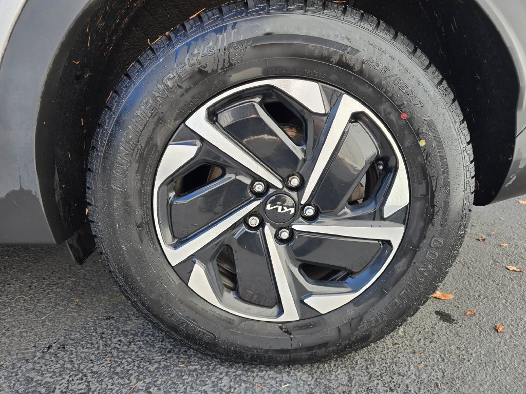 Used 2023 Kia Sportage LX AWD/4WD image 6