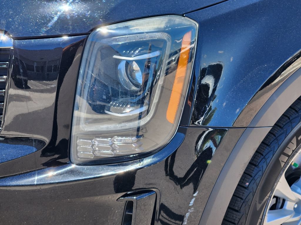 Certified 2022 Kia Telluride LX AWD/4WD image 8