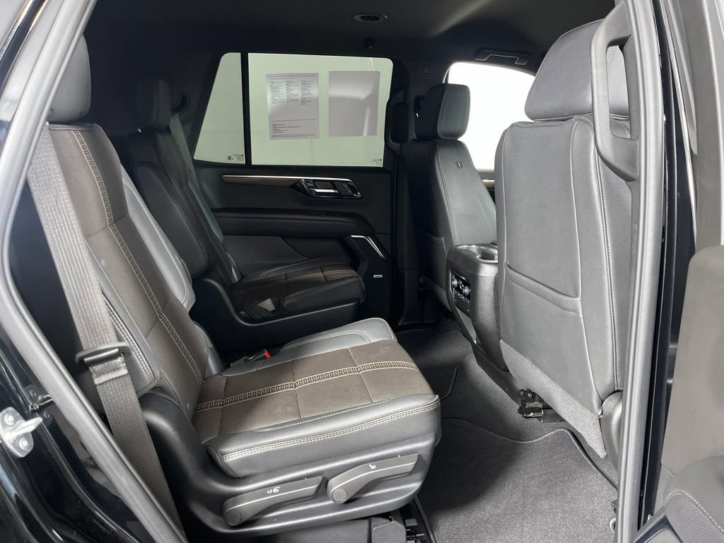 Certified 2025 Chevrolet Tahoe High Country AWD/4WD image 7