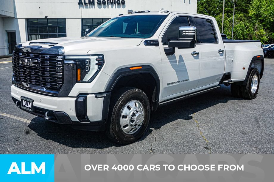 Used 2024 GMC Sierra 3500 Denali Ultimate AWD/4WD image 2