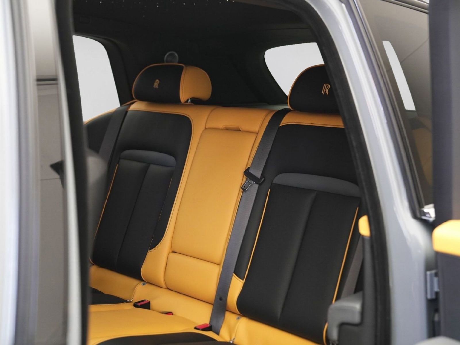 New 2026 Rolls-Royce Cullinan AWD/4WD image 19