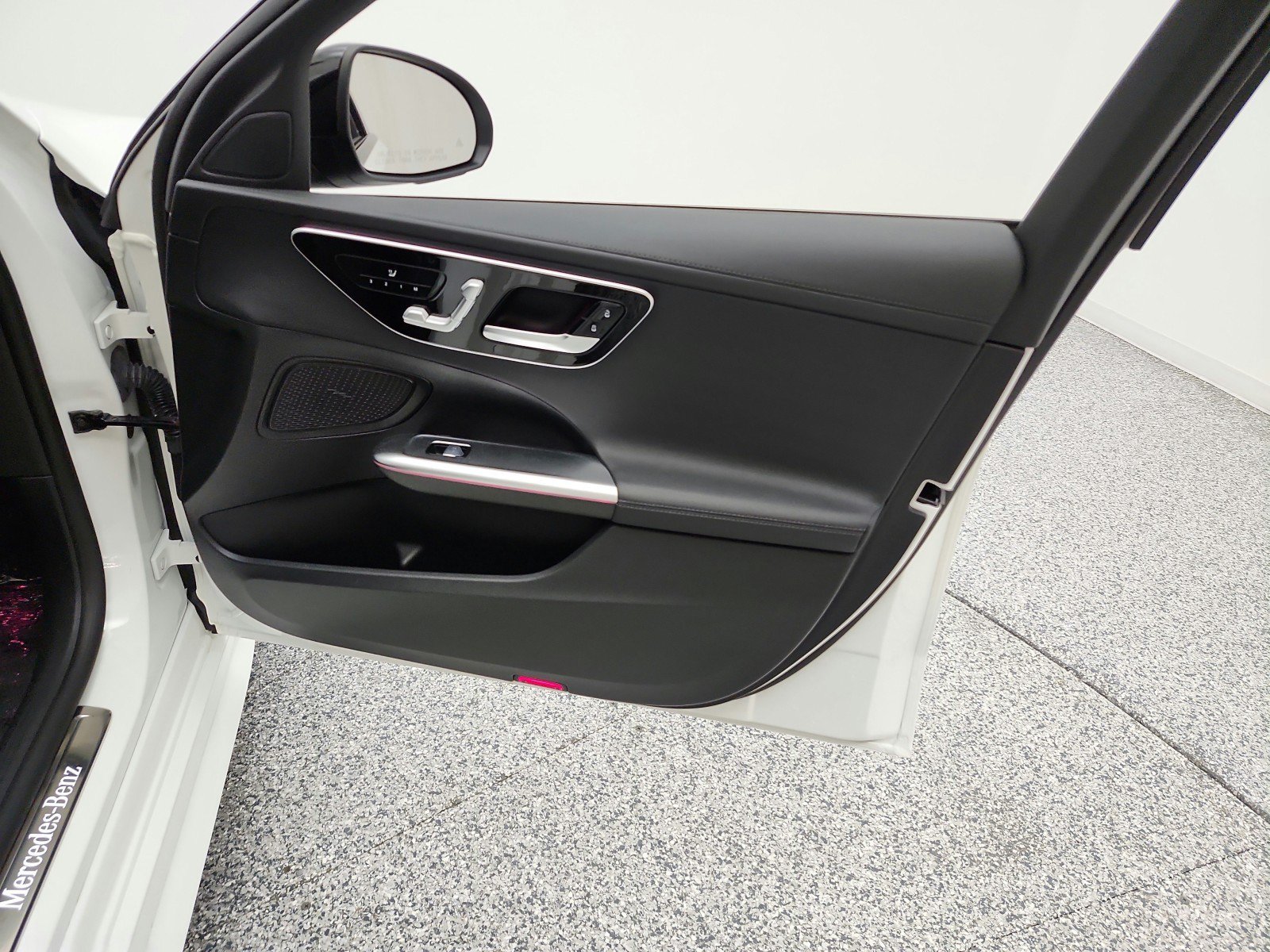 Used 2022 Mercedes-Benz C 300 Sedan image 21