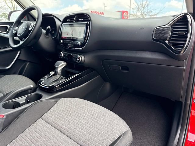 New 2025 Kia Soul EX image 16