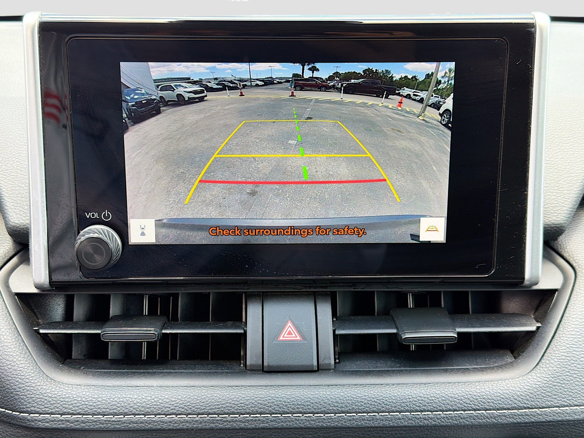 Used 2024 Toyota RAV4 XLE FWD image 30