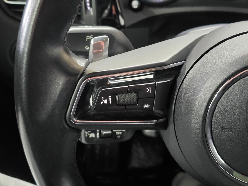 Used 2024 Porsche Macan image 17