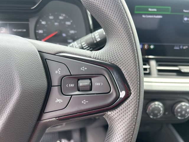 New 2026 Chevrolet Trax LS w/ LS Convenience Package FWD image 18