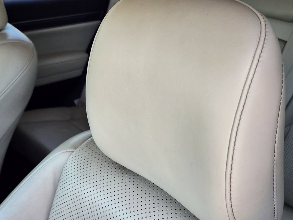Used 2022 Lexus GX 460 Luxury w/ Off Road Package AWD/4WD image 15