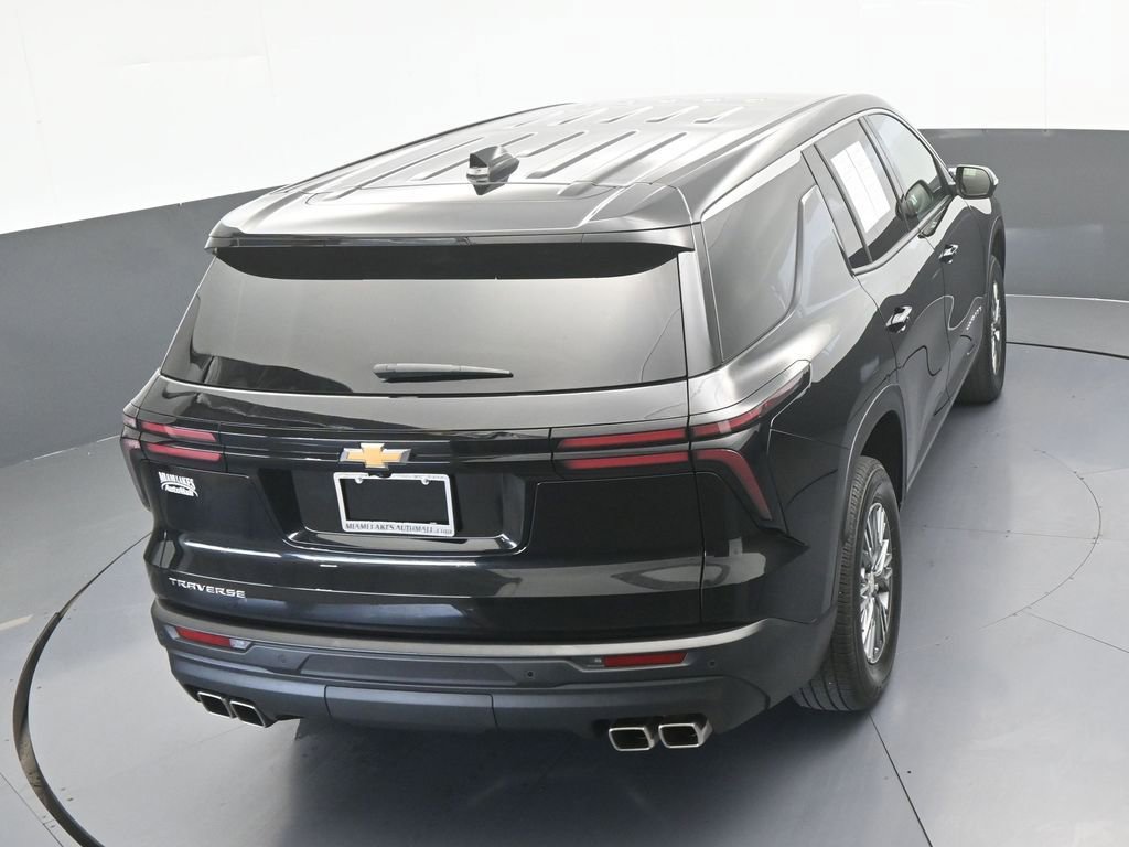 Used 2024 Chevrolet Traverse LS image 58