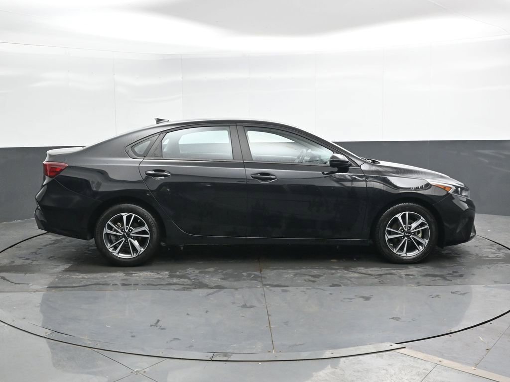 Used 2024 Kia Forte LXS image 5