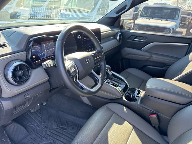 Used 2023 Chevrolet Colorado ZR2 w/ ZR2 Convenience Package III AWD/4WD image 23