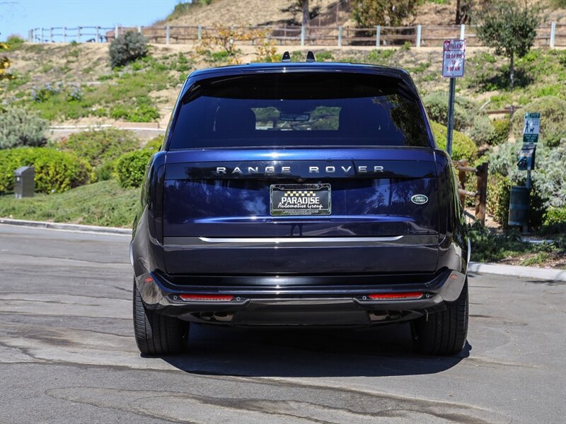 Used 2023 Land Rover Range Rover Autobiography AWD/4WD image 4
