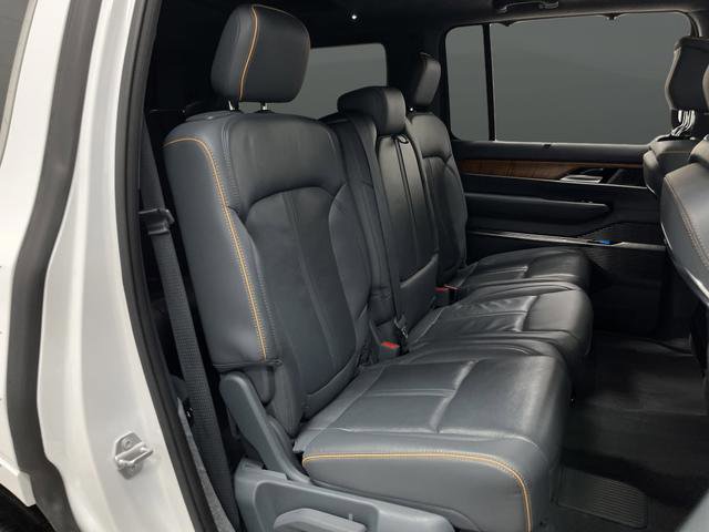 Used 2022 Jeep Grand Wagoneer Series II w/ Flexible Seating Group image 36