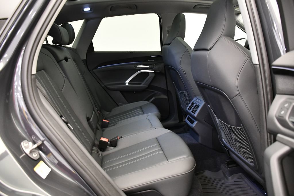 Used 2025 Audi Q5 Premium Plus w/ Premium Plus AWD/4WD image 51