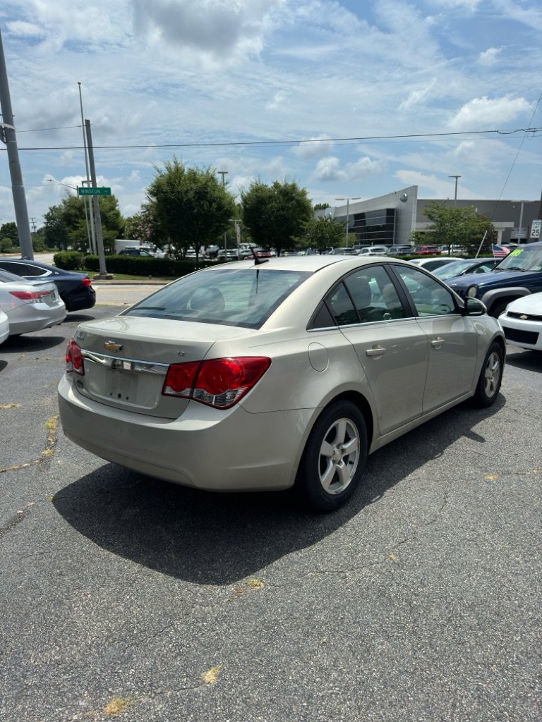 Used 2014 Chevrolet Cruze LT FWD image 23