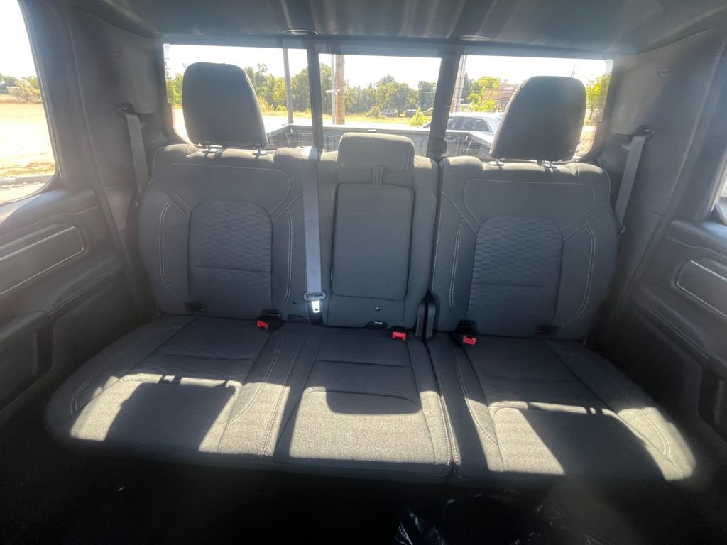 New 2026 RAM 1500 4x4 Crew Cab image 5