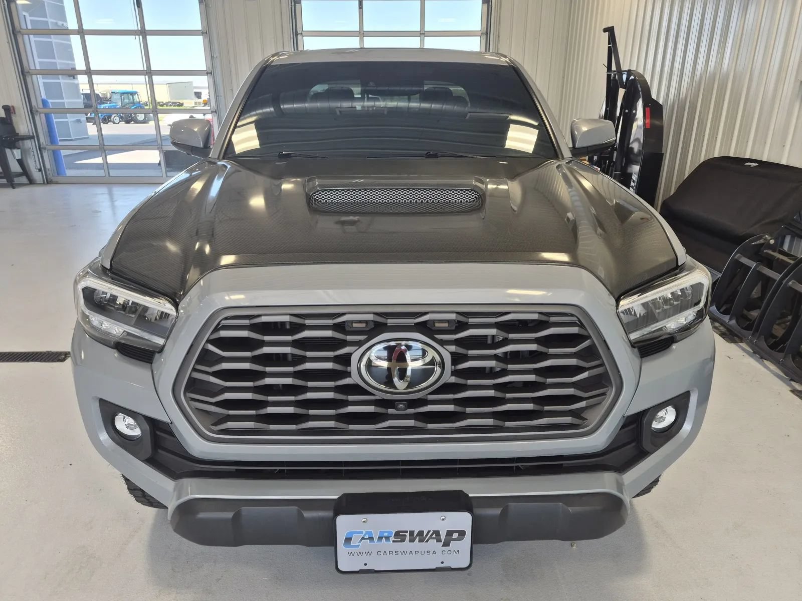 Used 2021 Toyota Tacoma TRD Off-Road w/ TRD Premium Off Road Package AWD/4WD image 7