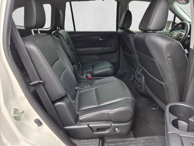 Used 2017 Honda Pilot Elite image 19