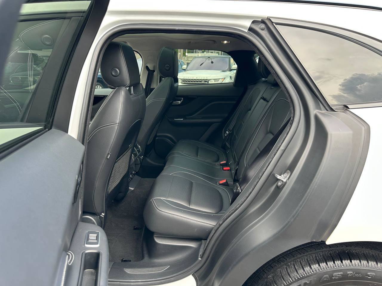 Used 2019 Jaguar F-PACE R-Sport AWD/4WD image 20