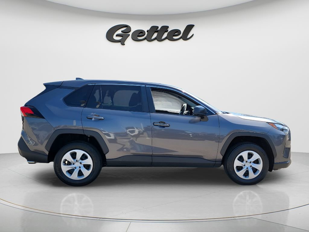 Used 2024 Toyota RAV4 LE FWD image 4