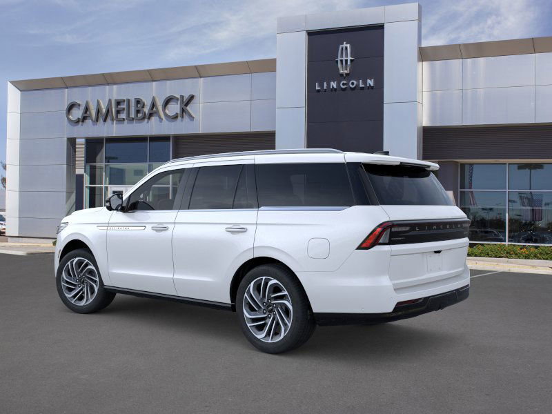 New 2026 Lincoln Navigator Reserve image 4