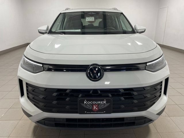 New 2026 Volkswagen Tiguan SE AWD/4WD image 2