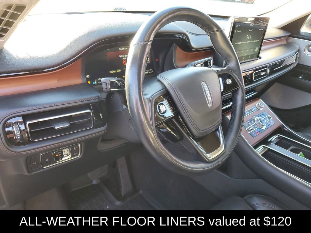 Used 2020 Lincoln Aviator Reserve w/ Equipment Group 202A image 9