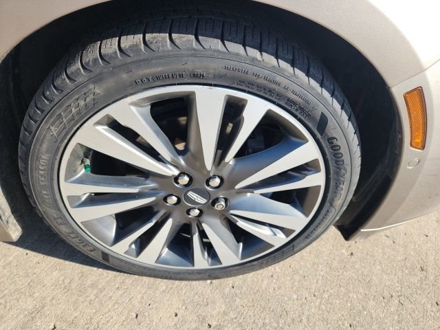 Used 2020 Lincoln MKZ Reserve w/ Elements Package image 13