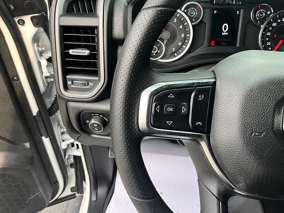 New 2026 RAM 2500 Tradesman AWD/4WD image 33