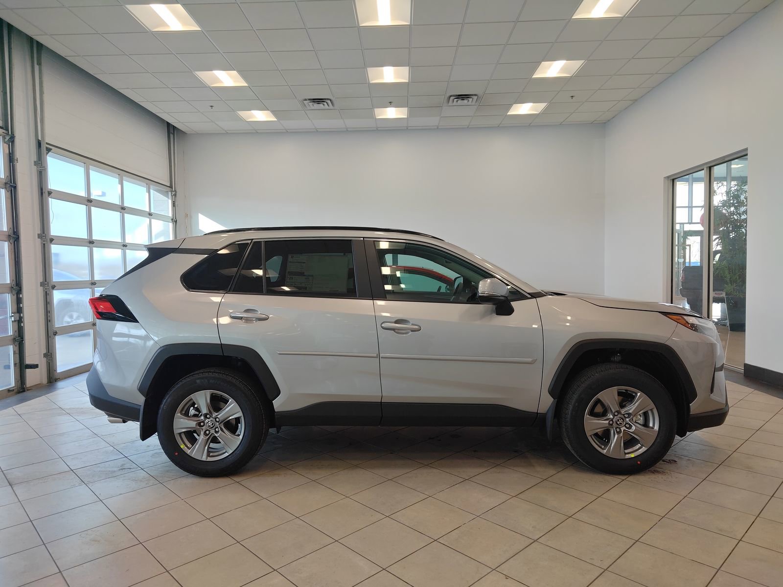 New 2025 Toyota RAV4 XLE w/ Convenience Package image 2