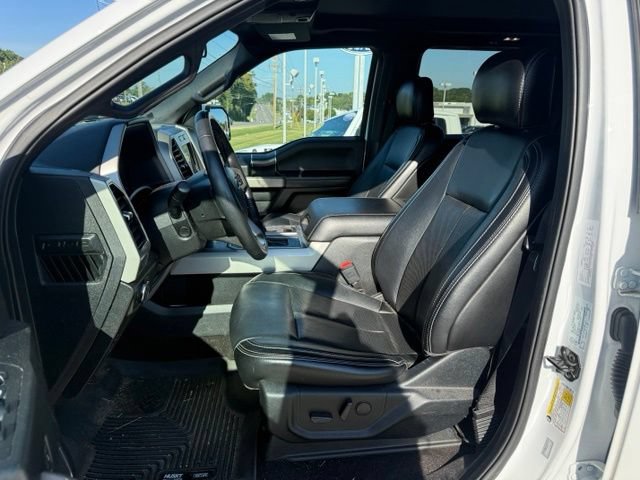 Used 2019 Ford F150 Lariat w/ Equipment Group 502A Luxury AWD/4WD image 16