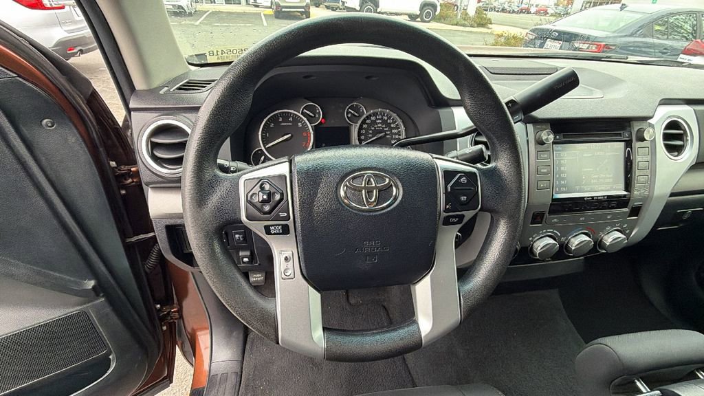 Used 2017 Toyota Tundra SR5 image 26