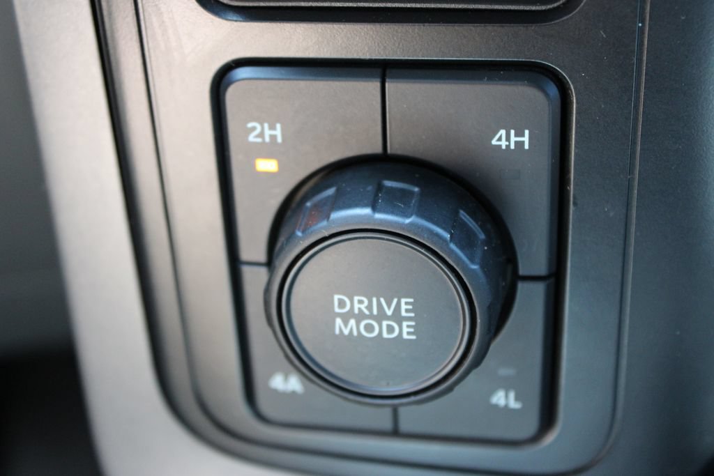 Used 2023 Ford F150 Lariat AWD/4WD image 49